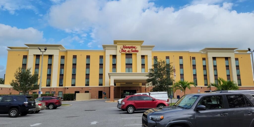 Hampton Inn &amp; Suites – Busch Gardens