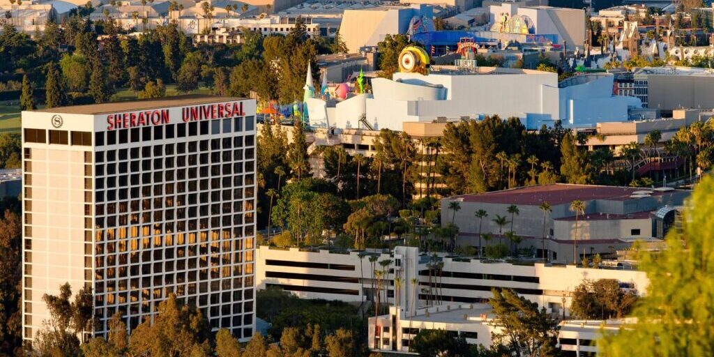 bursi-universal-studios-view-7920-hor-clsc